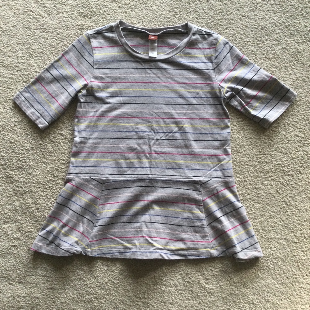EUC Tea Collection girls gray t-shirt with multicolored stripes size 10